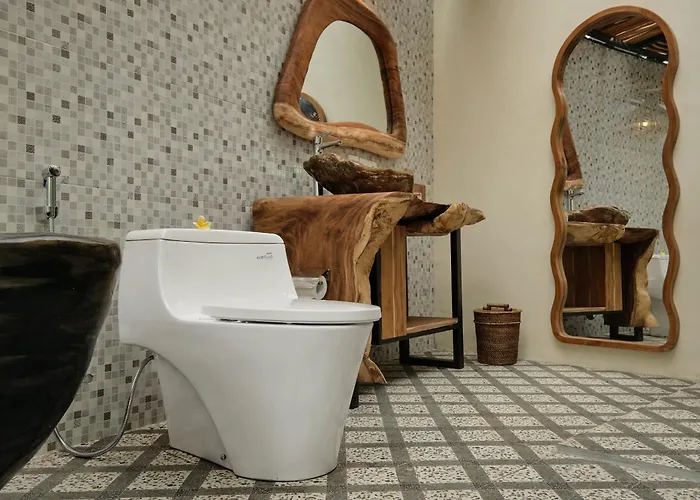 Changi Jungle Villa *